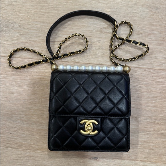 Shoulder bag pearl accented - Picture 1 of 4